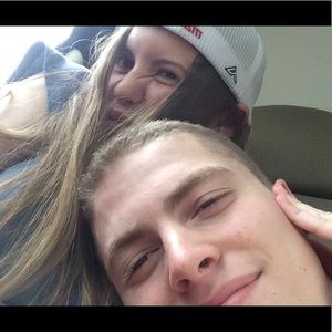 Meet your Posher, Loren